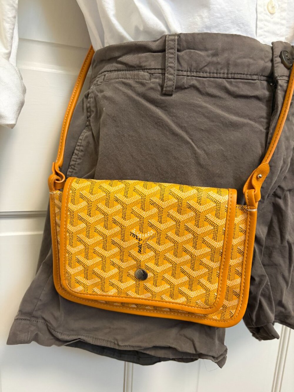 Goyard Plumet Pouch Wallet Yellow Crossbody Bag France Shoulder Strap - Picture 2 of 16